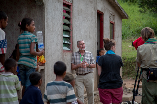 Team Leader John Dalton explaining the purpose and vision of the Seeds of Life program in Bazartete, Liquica © Alexia Skok/Seeds of Life
